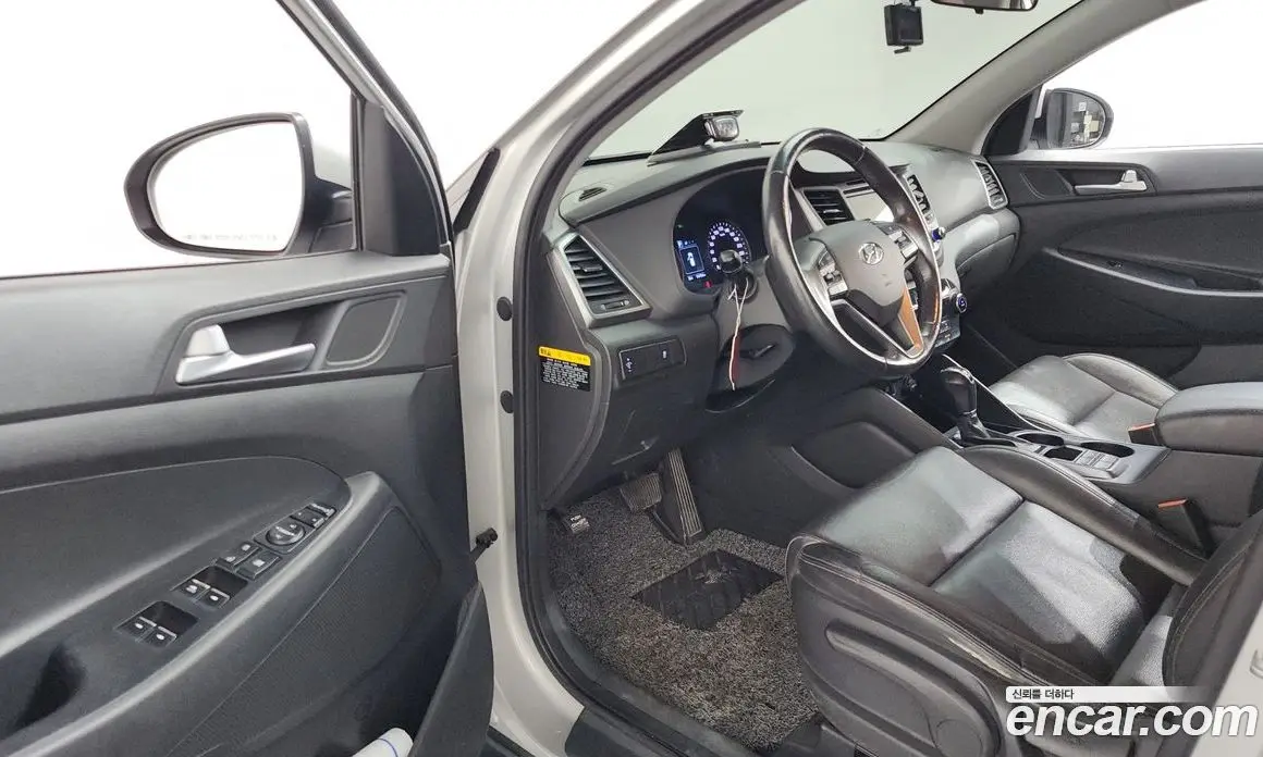Hyundai Tucson 2015 2.0 автомат (гидро), фото 13