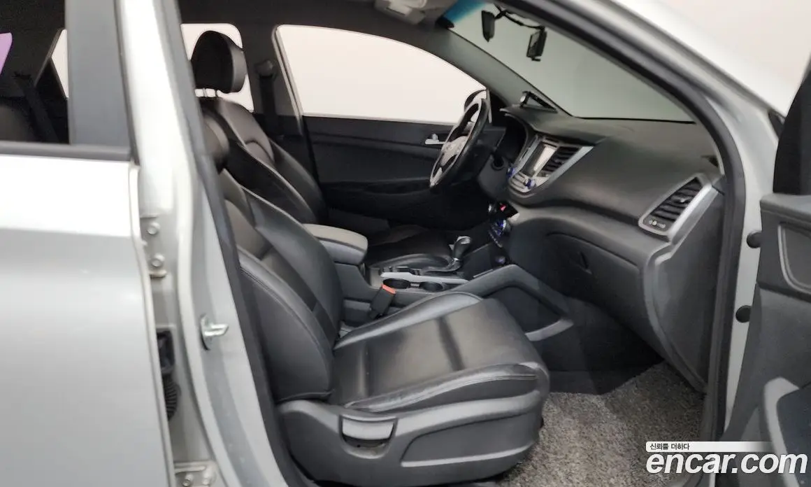 Hyundai Tucson 2015 2.0 автомат (гидро), фото 16
