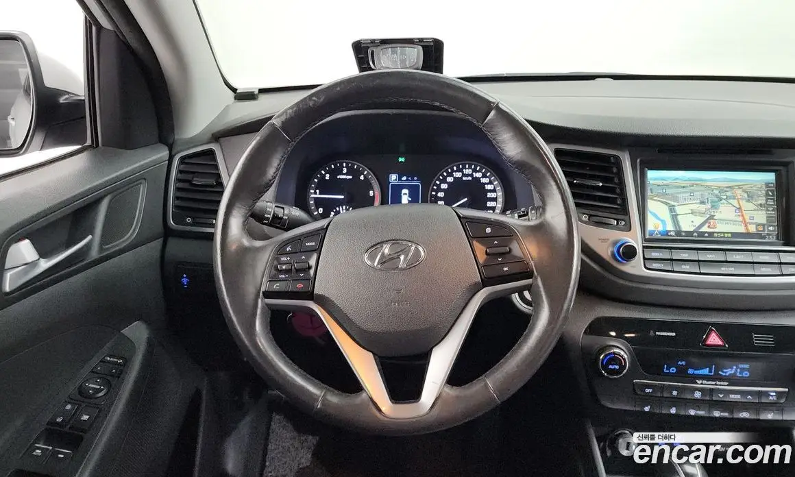 Hyundai Tucson 2015 2.0 автомат (гидро), фото 19