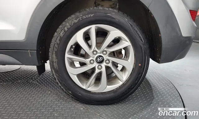 Hyundai Tucson 2015 2.0 автомат (гидро), миниатюра 7