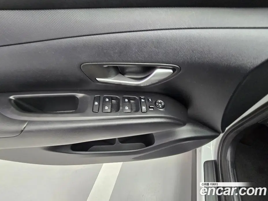 Hyundai Tucson 2022 1.6 автомат (гидро), фото 15