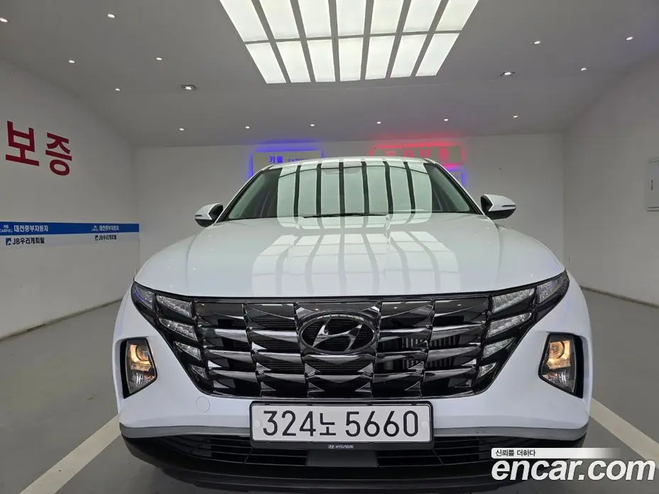 Hyundai Tucson 2022 1.6 автомат (гидро), фото 3