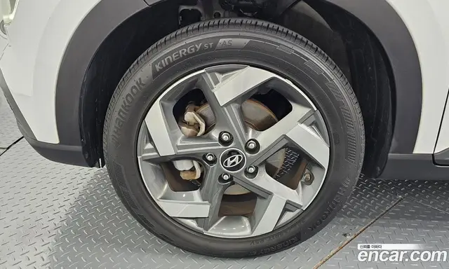 Hyundai Venue 2019 1.6 автомат (гидро), миниатюра 5