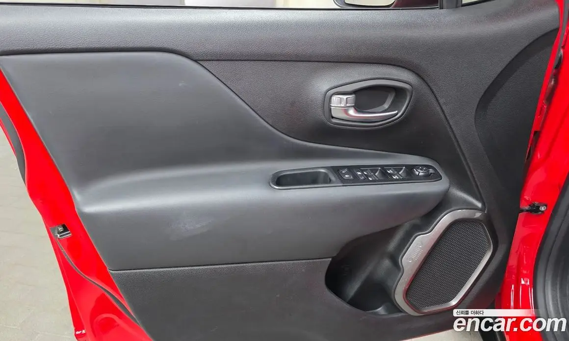 Jeep Renegade 2021 2.4 автомат (гидро), фото 14