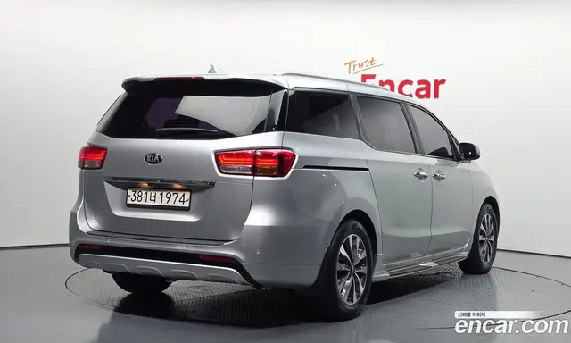 Kia Carnival 2014 2.2 автомат (гидро), миниатюра 2