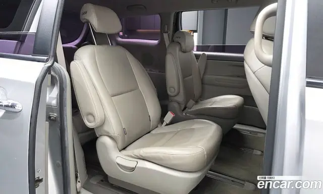 Kia Carnival 2014 2.2 автомат (гидро), миниатюра 12