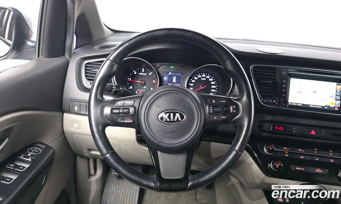 Kia Carnival 2014 2.2 автомат (гидро), фото 13