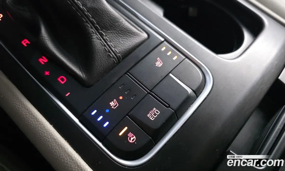 Kia Carnival 2014 2.2 автомат (гидро), фото 17
