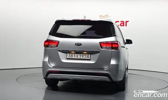 Kia Carnival 2014 2.2 автомат (гидро), миниатюра 4