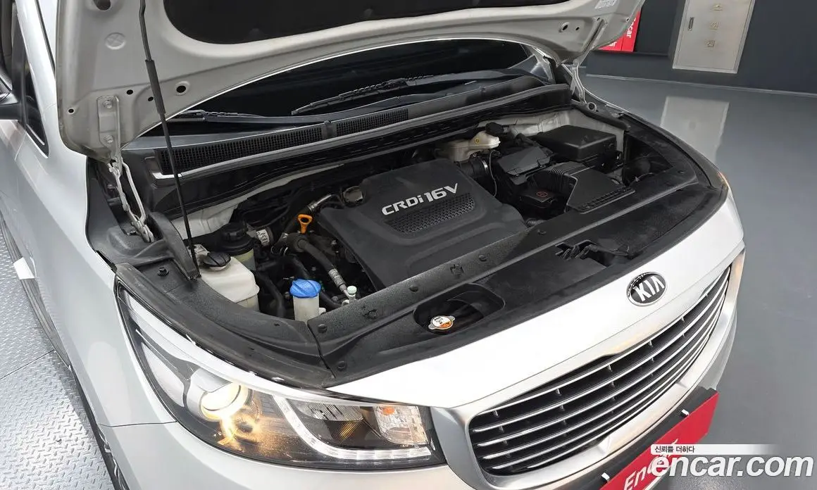 Kia Carnival 2014 2.2 автомат (гидро), фото 6