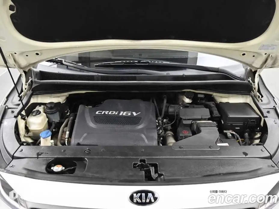 Kia Carnival 2015 2.2 автомат (гидро), фото 6