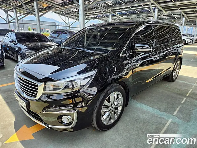 Kia Carnival, 2016, 183 000 км