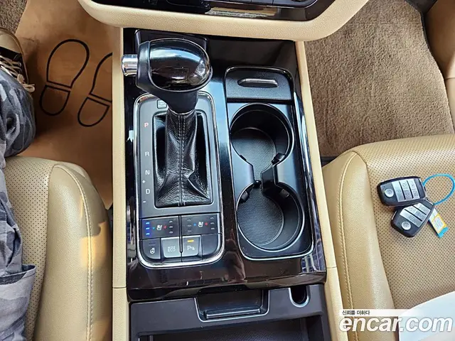 Kia Carnival 2016 2.2 автомат (гидро), миниатюра 9 Kia Carnival 2016 2.2 автомат (гидро), миниатюра 9