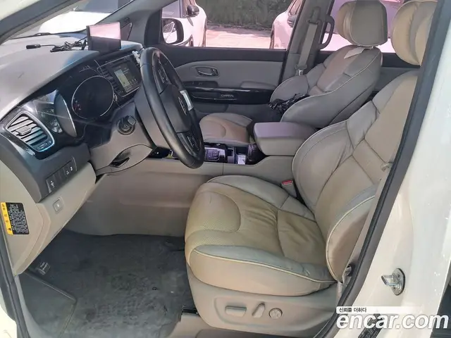 Kia Carnival 2016 2.2 автомат (гидро), миниатюра 8
