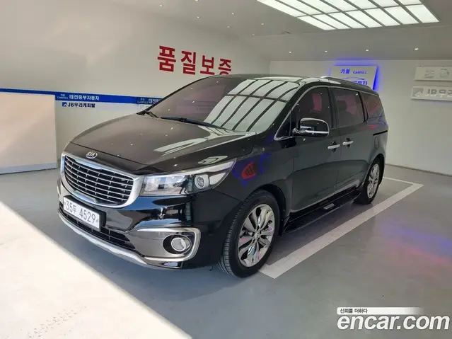 Kia Carnival 2017 2.2 автомат (гидро), миниатюра 3