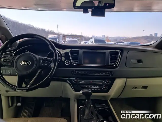 Kia Carnival 2017 2.2 автомат (гидро), миниатюра 7