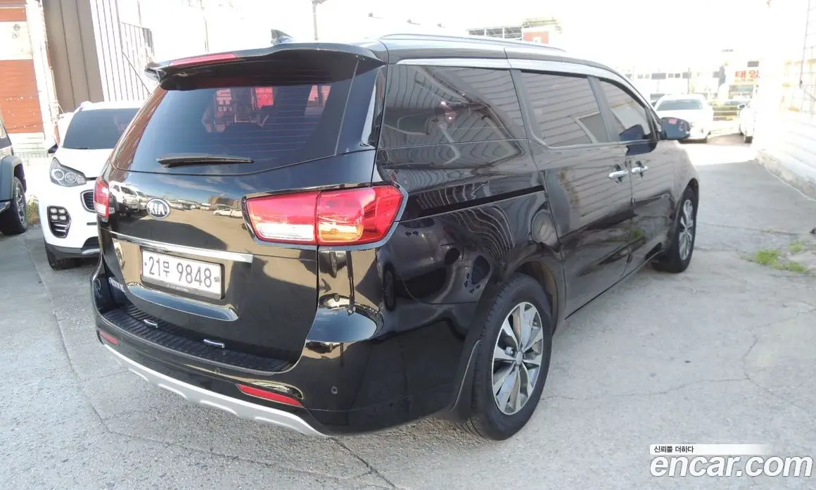 Kia Carnival 2017 2.2 автомат (гидро), фото 4