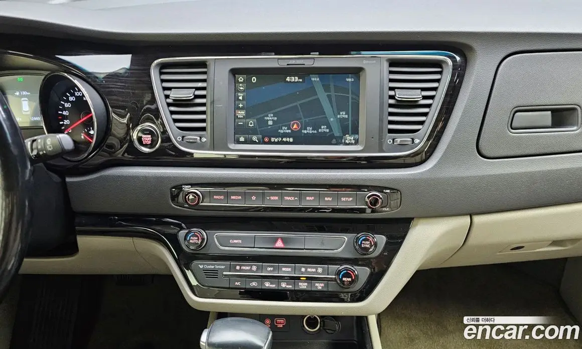 Kia Carnival 2018 2.2 автомат (гидро), фото 14
