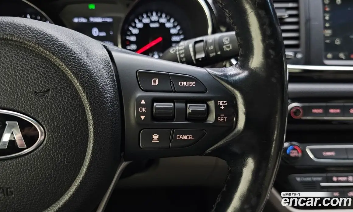 Kia Carnival 2018 2.2 автомат (гидро), фото 16