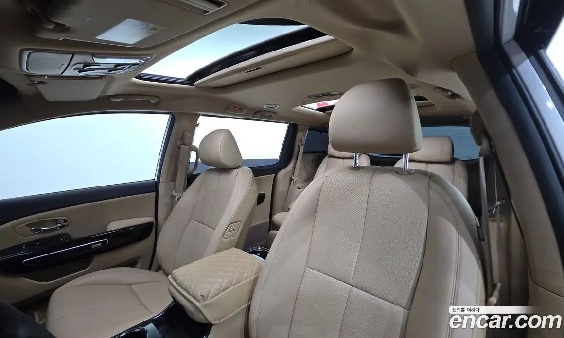 Kia Carnival 2018 3.3 автомат (гидро), фото 11