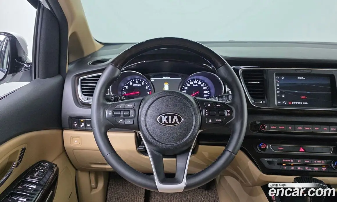Kia Carnival 2018 3.3 автомат (гидро), фото 14