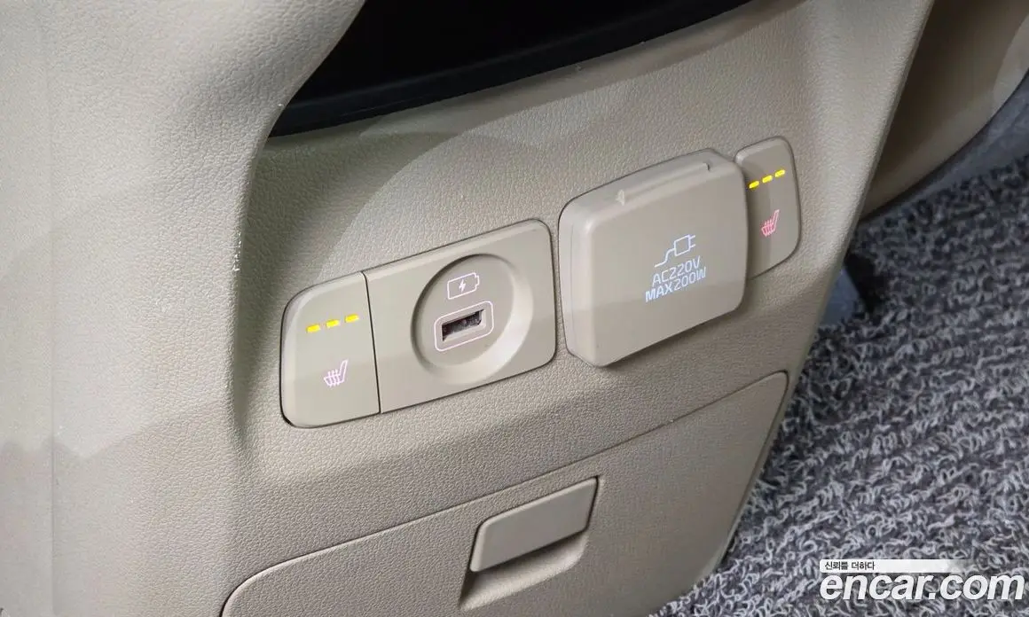 Kia Carnival 2018 3.3 автомат (гидро), фото 18