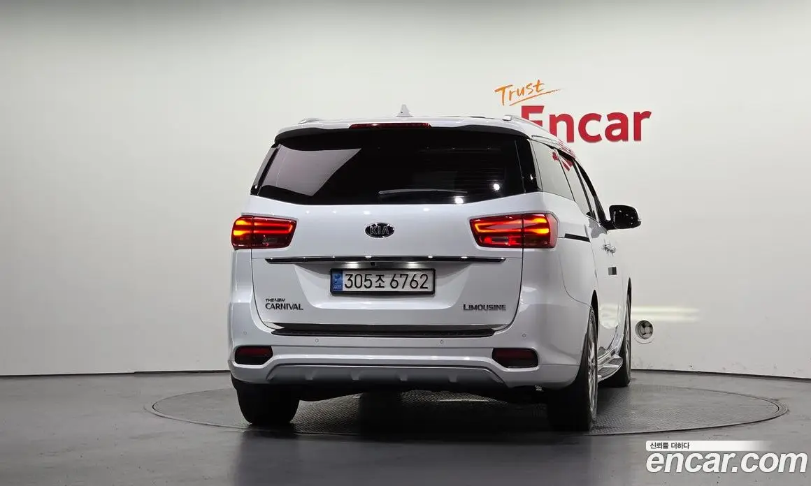 Kia Carnival 2018 3.3 автомат (гидро), фото 4