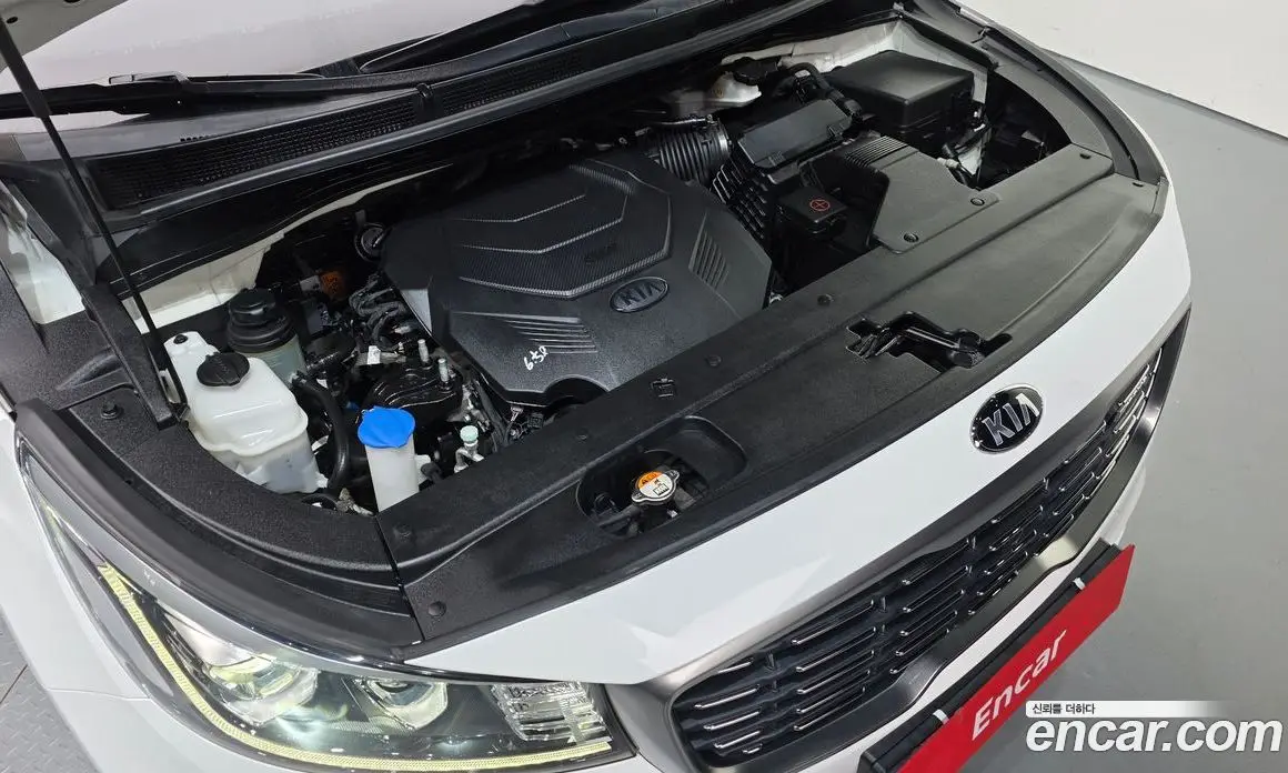 Kia Carnival 2018 3.3 автомат (гидро), фото 6