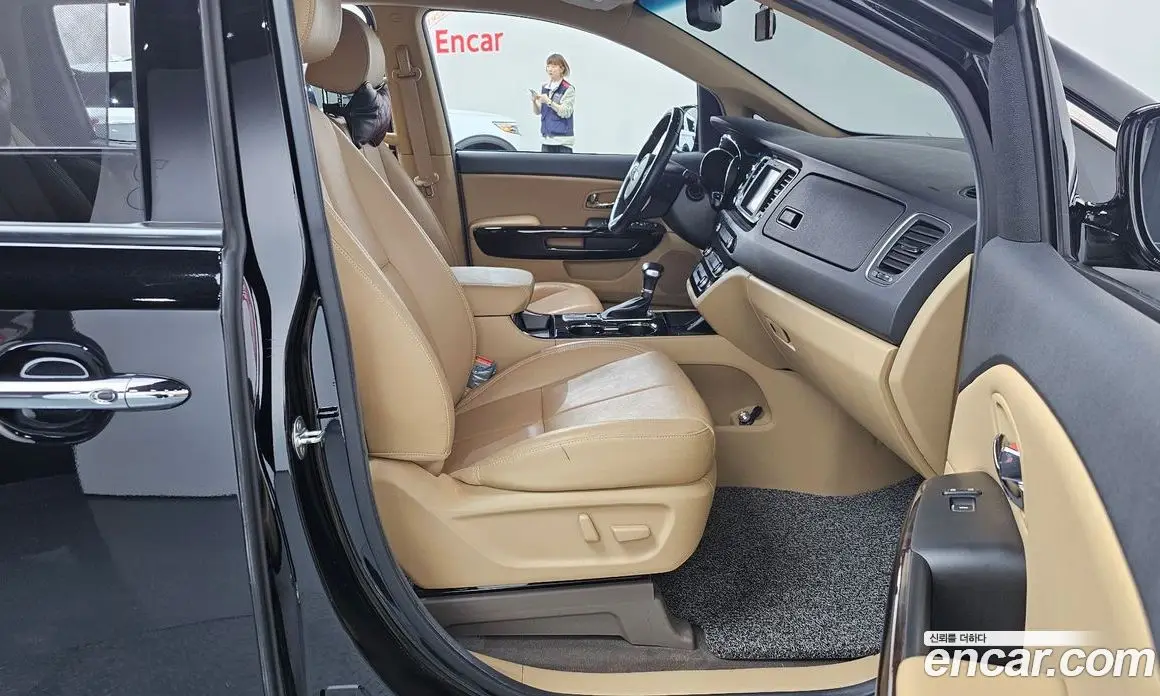 Kia Carnival 2018 3.3 автомат (гидро), фото 11