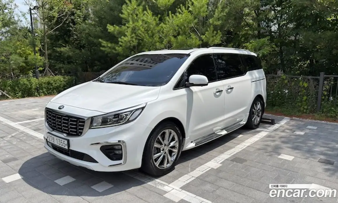 Kia Carnival 2018 2.2 автомат (гидро), фото 1 Kia Carnival 2018 2.2 автомат (гидро), фото 1