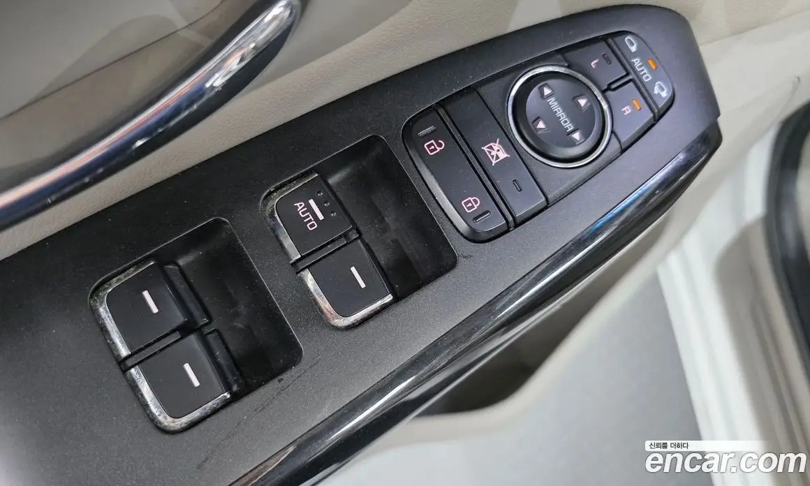 Kia Carnival 2019 2.2 автомат (гидро), фото 13