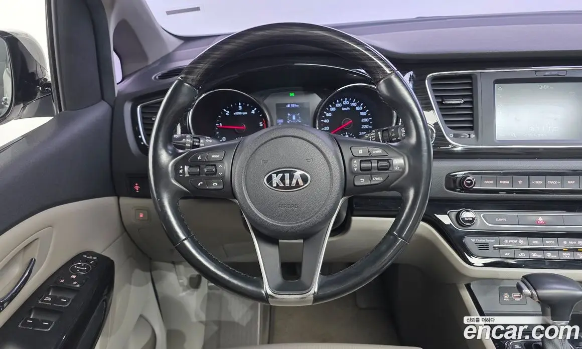 Kia Carnival 2019 2.2 автомат (гидро), фото 14