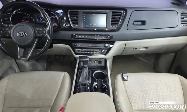 Kia Carnival 2019 2.2 автомат (гидро), миниатюра 7