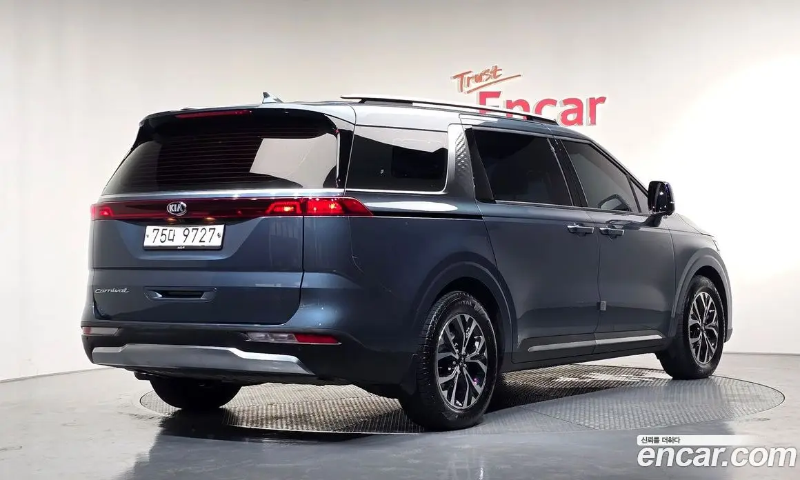 Kia Carnival 2021 2.2 автомат (гидро), фото 2 Kia Carnival 2021 2.2 автомат (гидро), фото 2