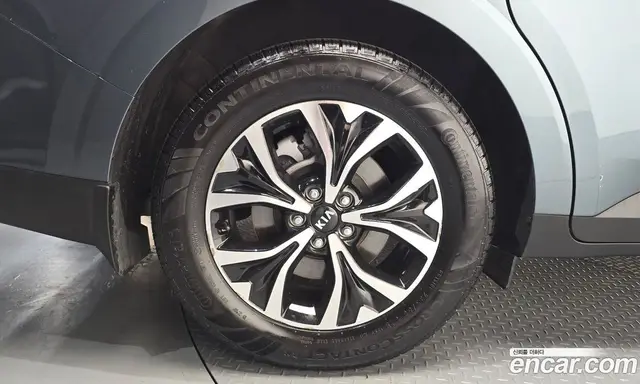 Kia Carnival 2021 2.2 автомат (гидро), миниатюра 5 Kia Carnival 2021 2.2 автомат (гидро), миниатюра 5