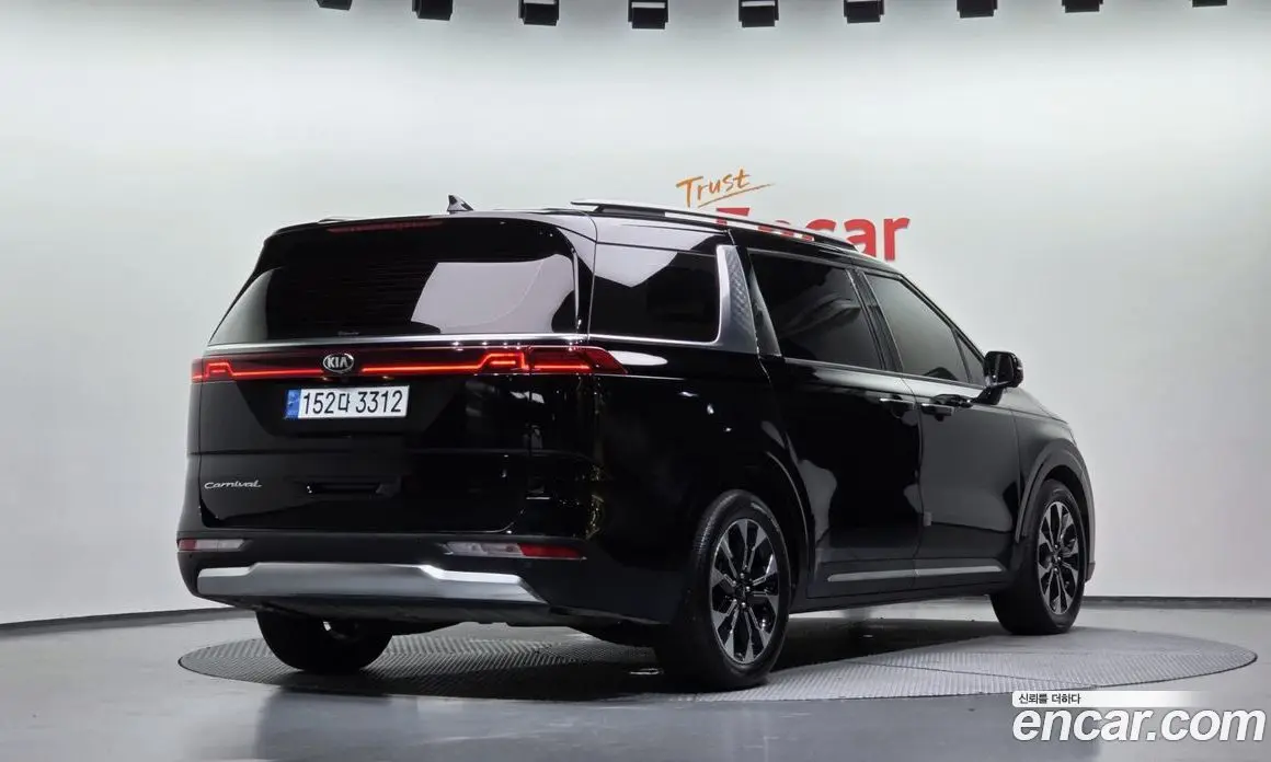 Kia Carnival 2021 2.2 автомат (гидро), фото 2 Kia Carnival 2021 2.2 автомат (гидро), фото 2
