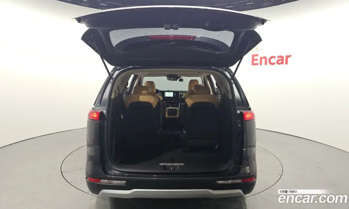 Kia Carnival 2022 2.2 автомат (гидро), фото 20 Kia Carnival 2022 2.2 автомат (гидро), фото 20