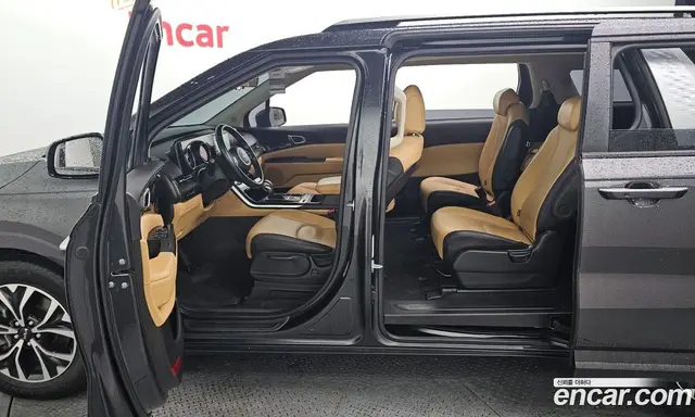Kia Carnival 2022 2.2 автомат (гидро), миниатюра 10 Kia Carnival 2022 2.2 автомат (гидро), миниатюра 10