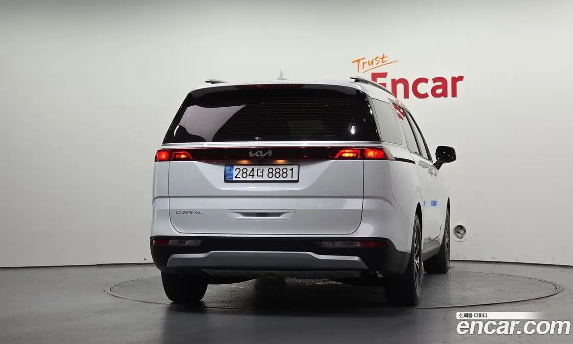 Kia Carnival 2022 3.5 автомат (гидро), фото 4