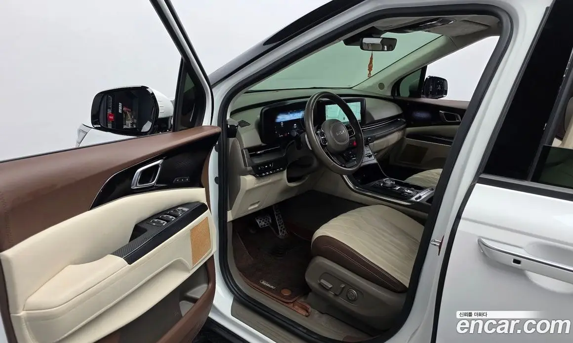 Kia Carnival 2022 2.2 автомат (гидро), фото 10 Kia Carnival 2022 2.2 автомат (гидро), фото 10