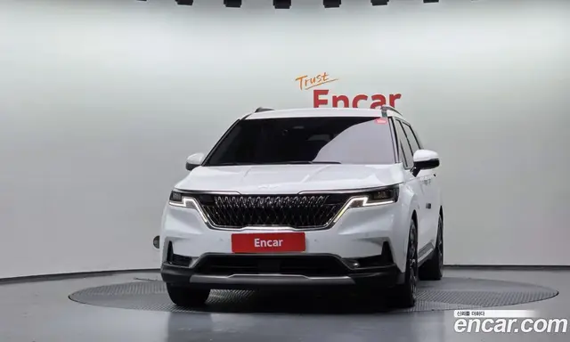 Kia Carnival 2023 2.2 автомат (гидро), миниатюра 3