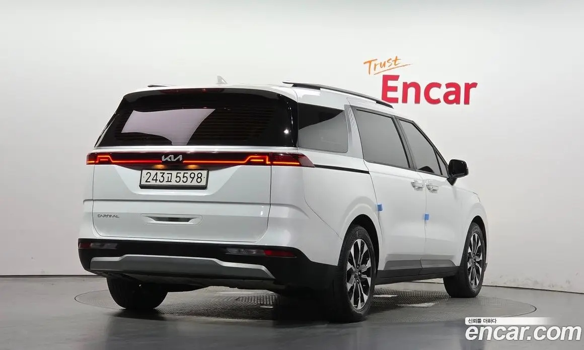 Kia Carnival 2023 3.5 автомат (гидро), фото 2 Kia Carnival 2023 3.5 автомат (гидро), фото 2