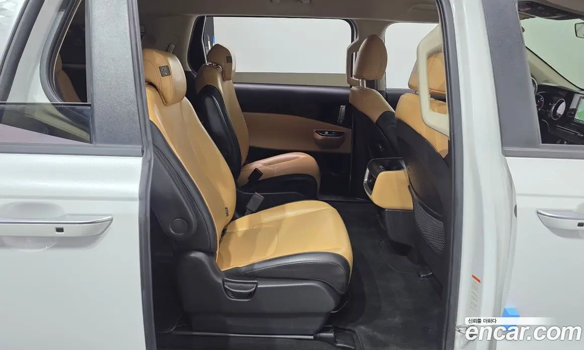 Kia Carnival 2023 3.5 автомат (гидро), фото 17 Kia Carnival 2023 3.5 автомат (гидро), фото 17