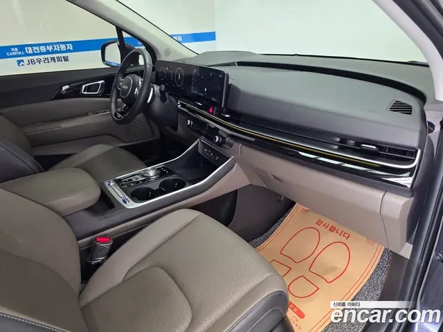 Kia Carnival 2024 2.2 автомат (гидро), миниатюра 11