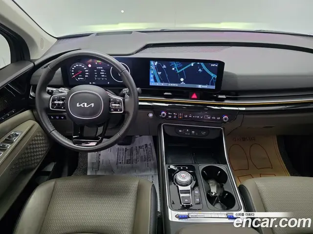 Kia Carnival 2024 2.2 автомат (гидро), миниатюра 8