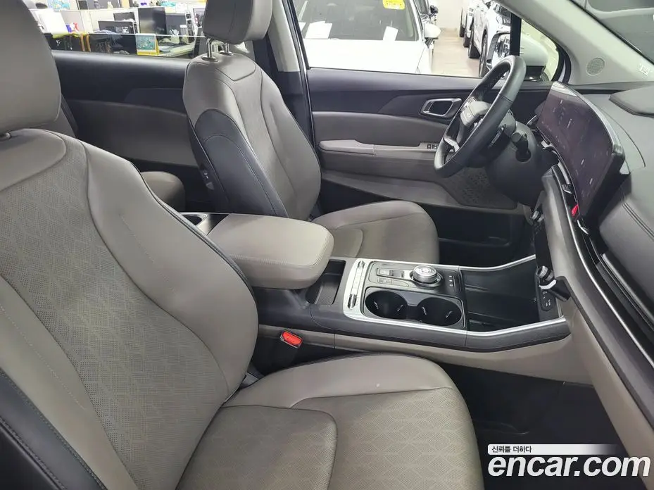 Kia Carnival 2025 2.2 автомат (гидро), фото 14