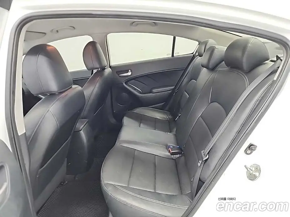 Kia K3 2015 1.6 автомат (гидро), фото 12 Kia K3 2015 1.6 автомат (гидро), фото 12