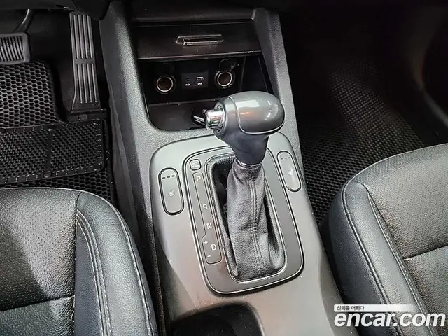 Kia K3 2015 1.6 автомат (гидро), миниатюра 8 Kia K3 2015 1.6 автомат (гидро), миниатюра 8