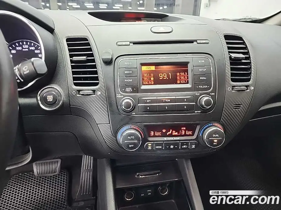 Kia K3 2015 1.6 автомат (гидро), фото 10 Kia K3 2015 1.6 автомат (гидро), фото 10