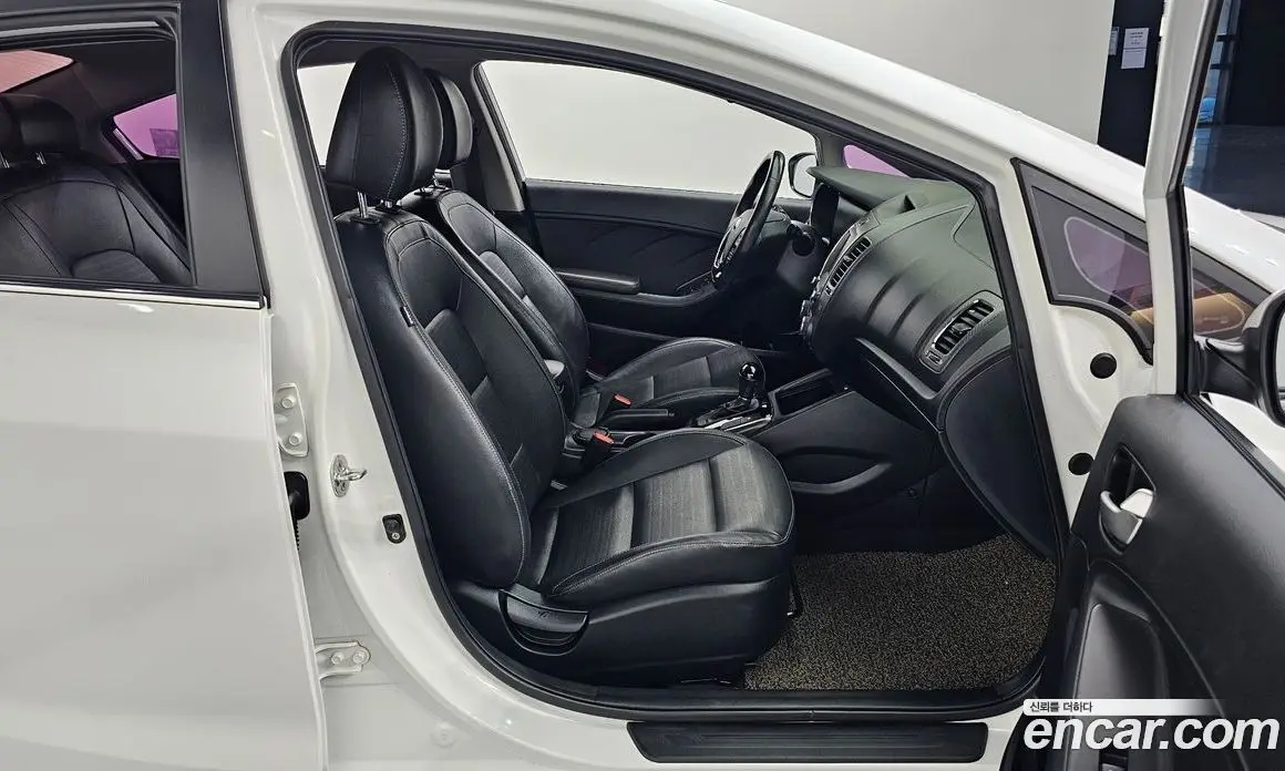 Kia K3 2016 1.6 автомат (гидро), фото 11 Kia K3 2016 1.6 автомат (гидро), фото 11